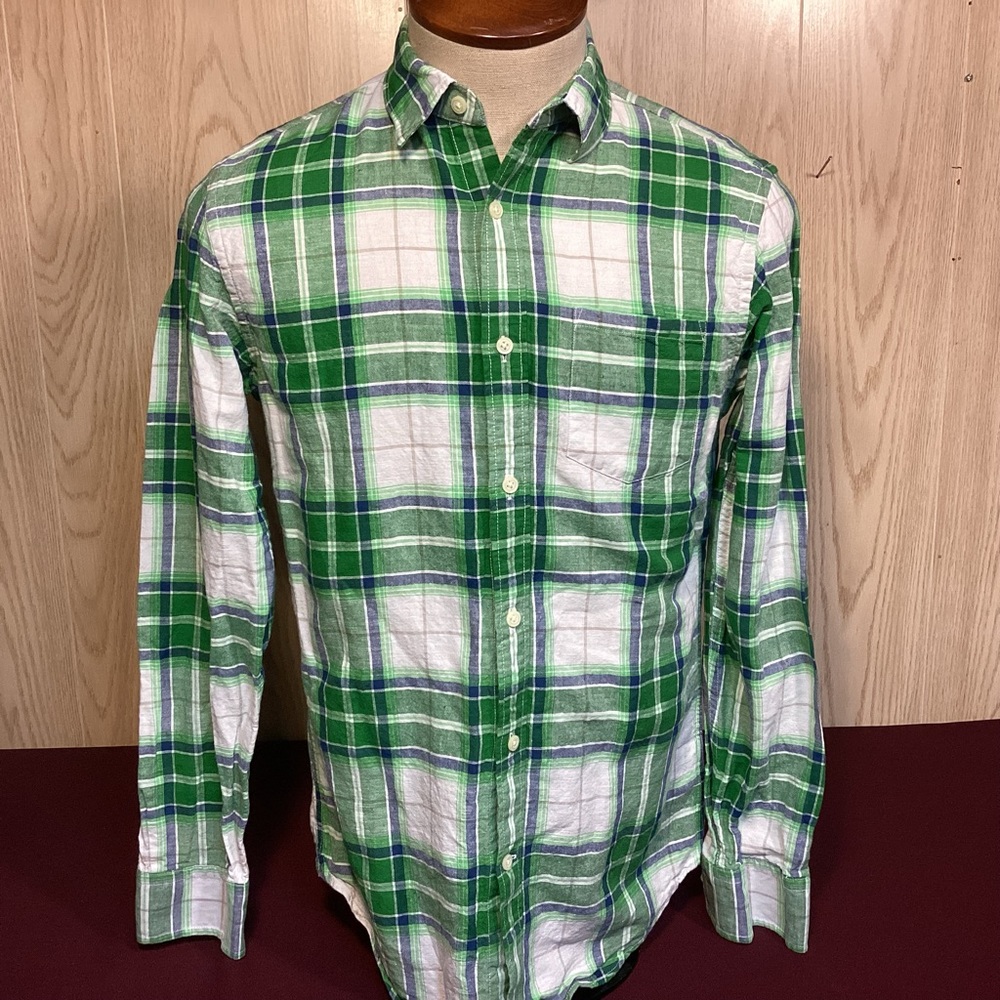 Men’s Banana Republic linen & cotton button down plaid shirt size small